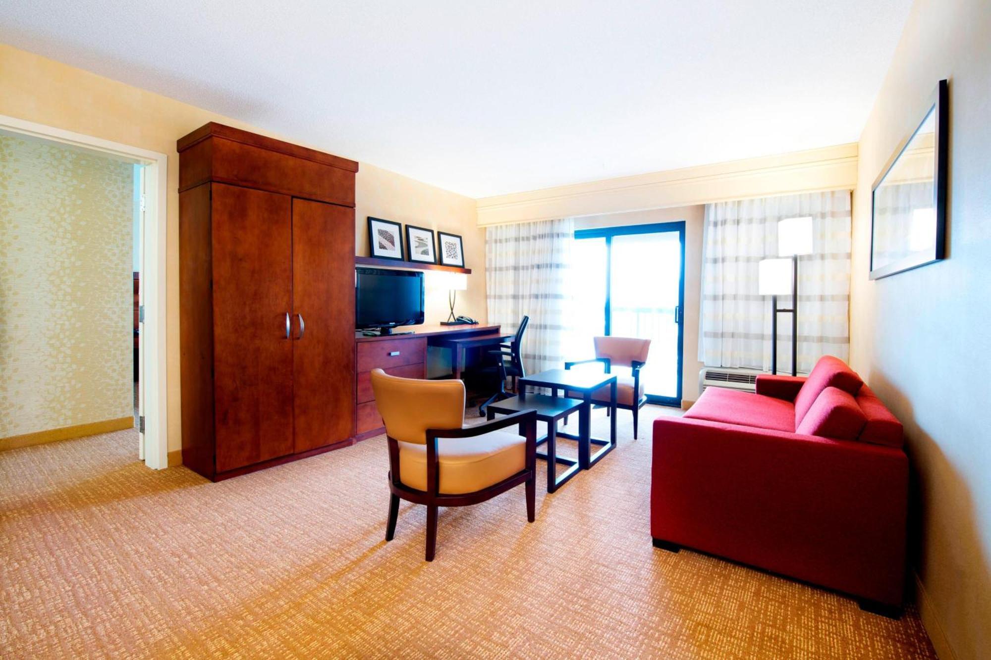 Courtyard By Marriott Mississauga-Airport Corporate Centre West Hotel Exterior foto